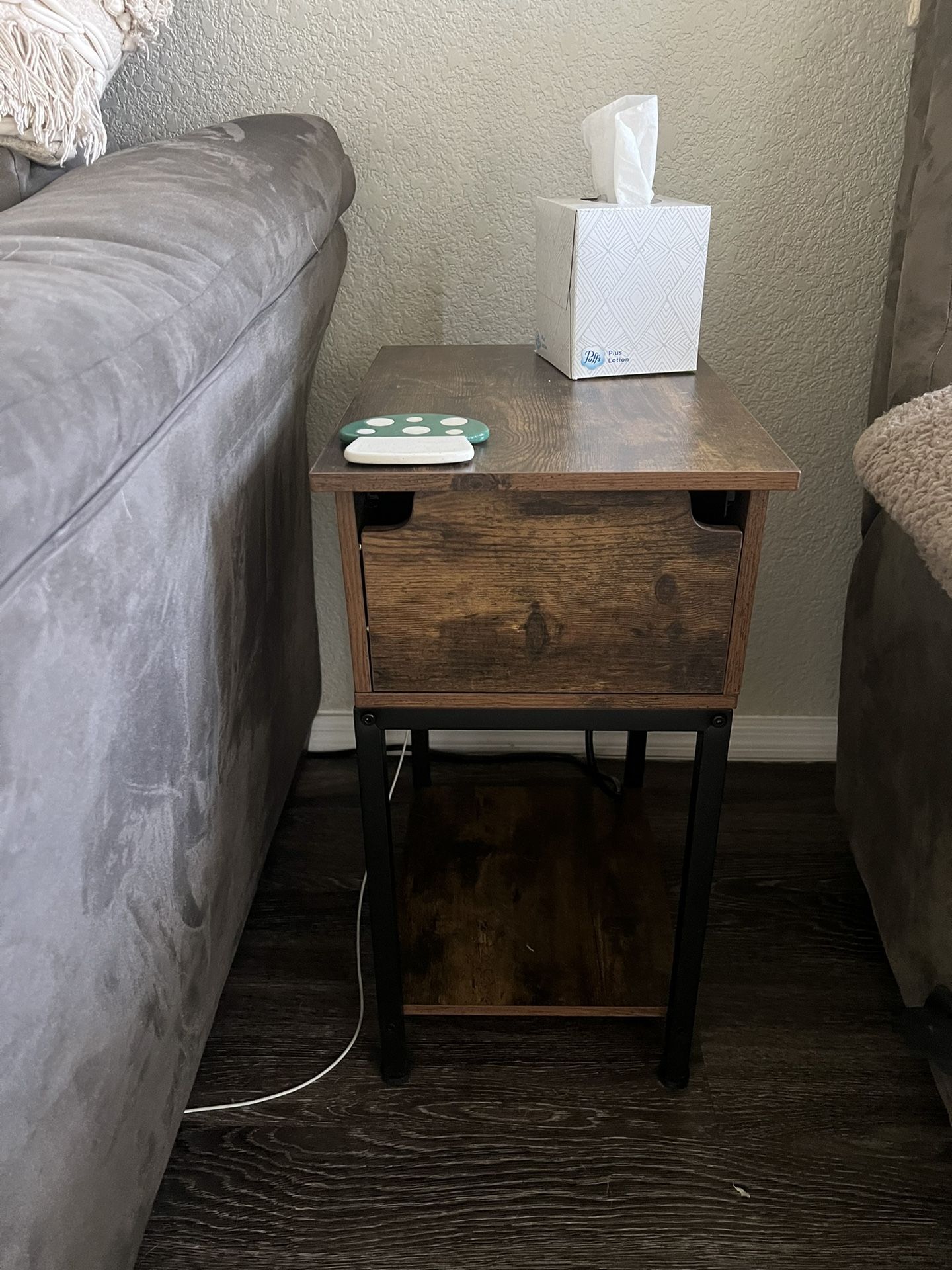 Selling Set Of Two Side Tables 