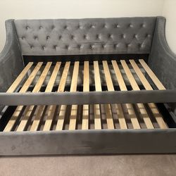 Grey daybed with trundle. Twin