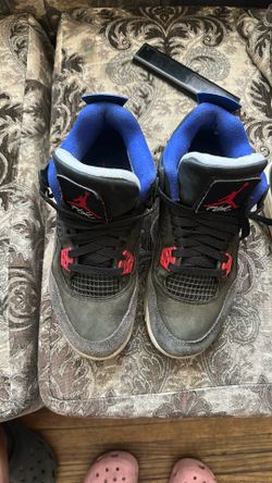 Jordan 4s