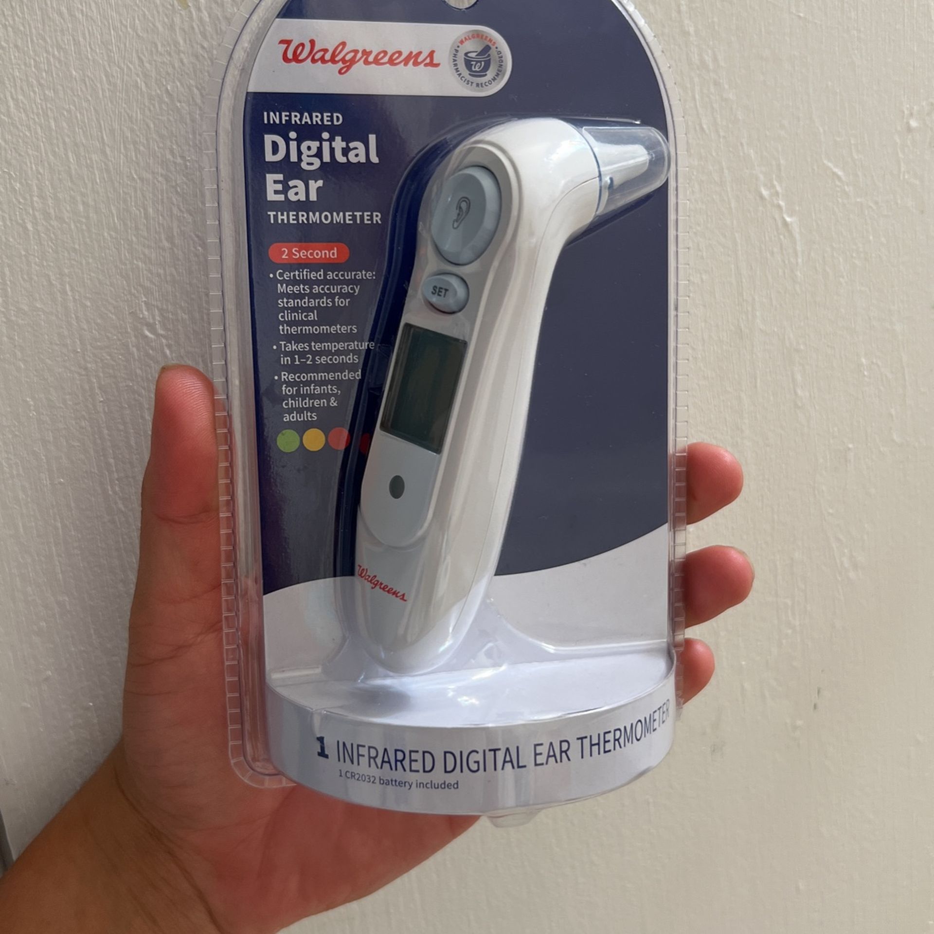 Digital Ear Thermometer (infrared) 30$ OBO