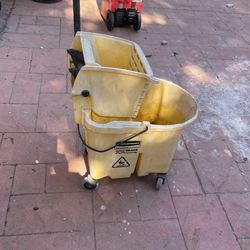 Rubbermaid  Para Trapiador 