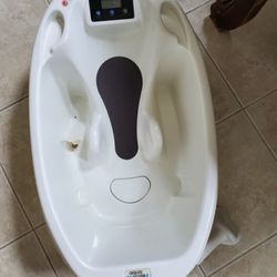 3 in 1 Baby bathtub, Accurate Digital Scale, and Water Thermometer all in one  Aqua Bathtub AND Ingenuity My Bath Seat for Sit-Up Baby Bathing