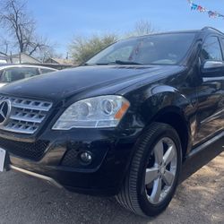 2009 Mercedes  Benz ML350!!!