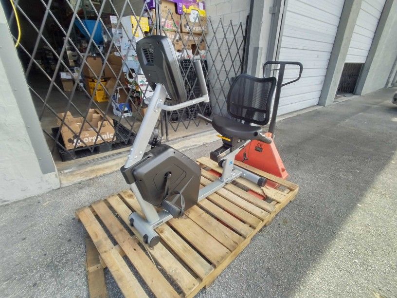 SALE XTERRA SB550 Recumbent Exercise Bike Elliptical Great