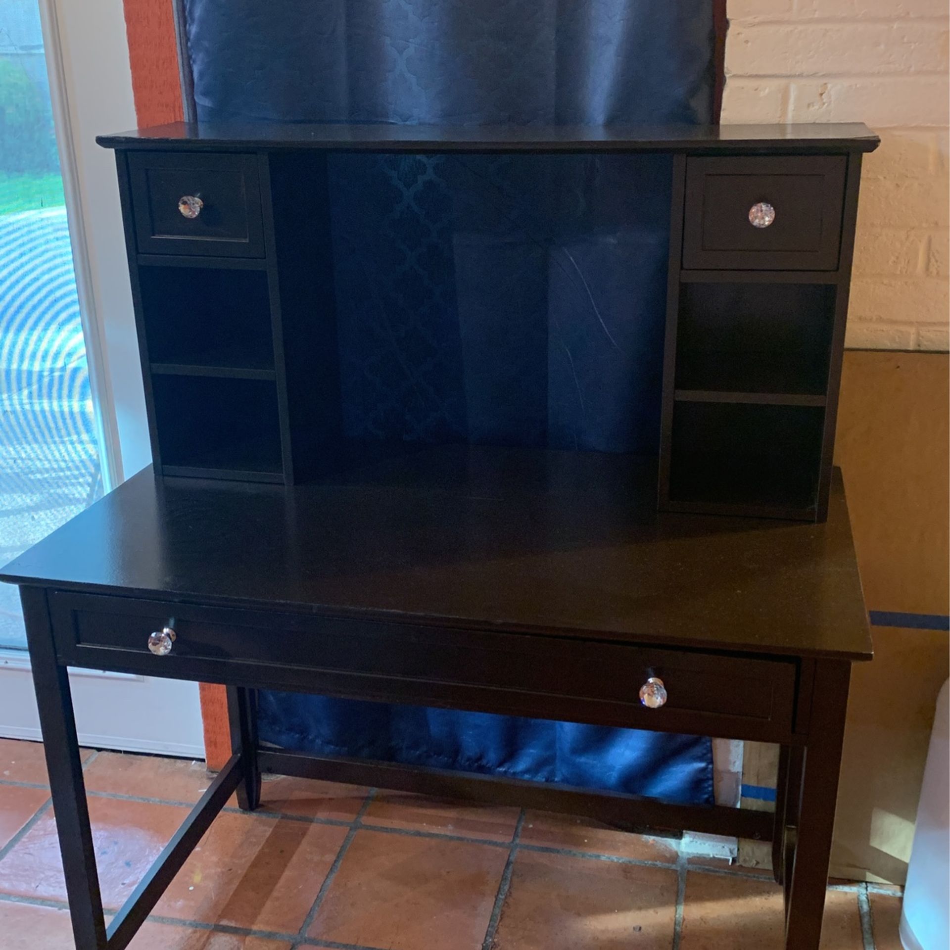 Children’s Desk Or Vanity Refurbished 