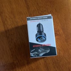 car phone charger USB. brand new never used. two USB ports 
