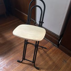 Height Adjustable Collapsing Chair