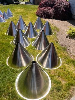 Stainless steel funnels/hoppers