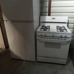 White Criterion & fridge G.E stove 