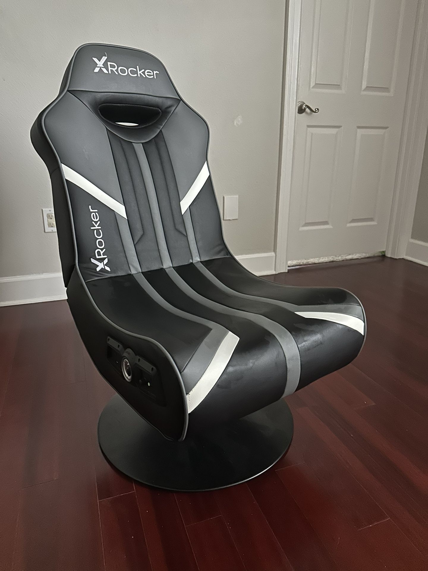 Swivel Rocker Gaming Chair