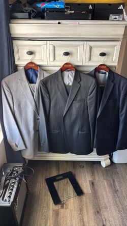 3 Suits, 42R 34w TH