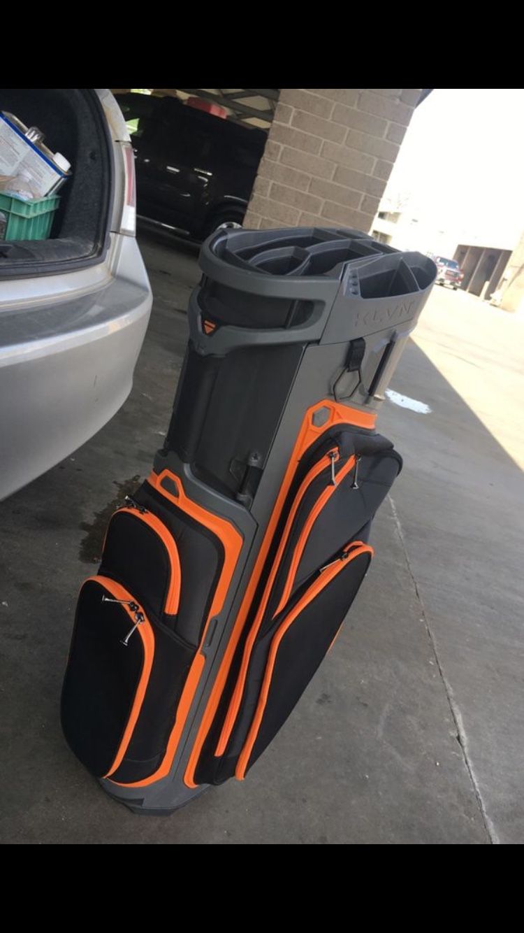 KLVN Golf Bag