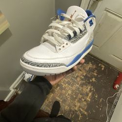 Jordan 3s Size 9