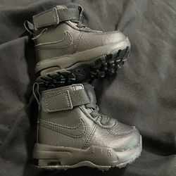 Nike Boots/kids