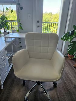 Modern Faux Leather Chair
