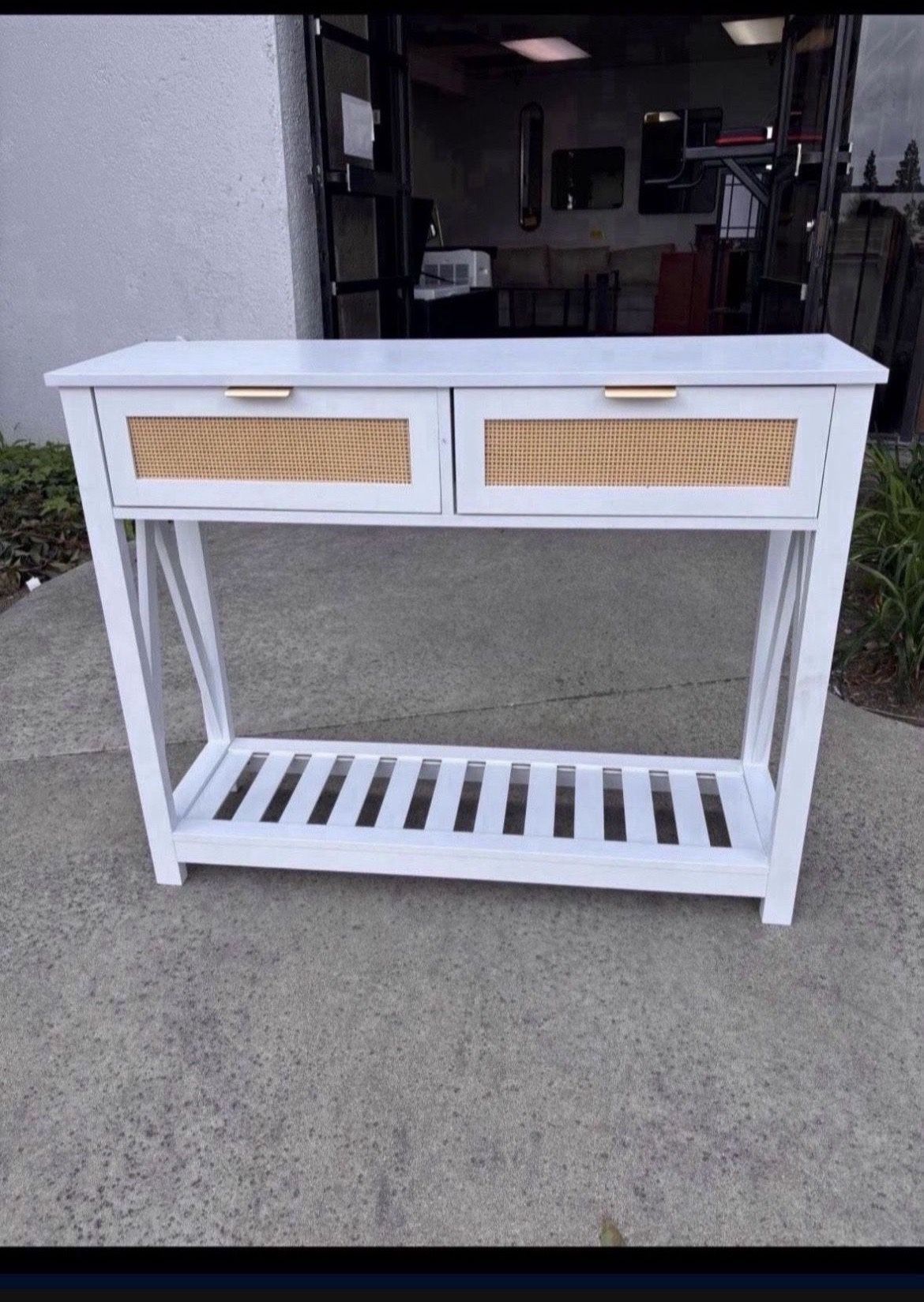 New In Box 39.3"x11.8"x31.5 White Wooden Entryway Console Table Kitchen Console Cabinet