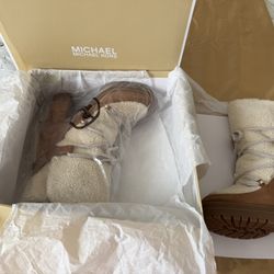 Michael Kors Boots 