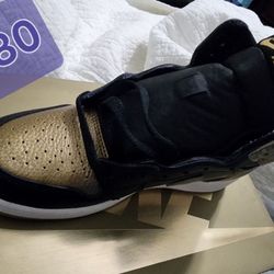 Air Jordan 1 Retro Size 6Y