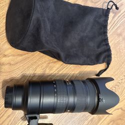 Nikon AF-S NIKKOR 70-200mm f/2.8G ED VR II Lens --used
