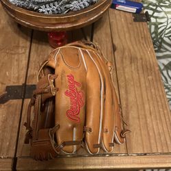 Rawlings Heart Of The Hide Baseball Glove. 11 3/4 Inches