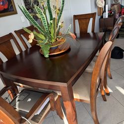 Dining Room Set 