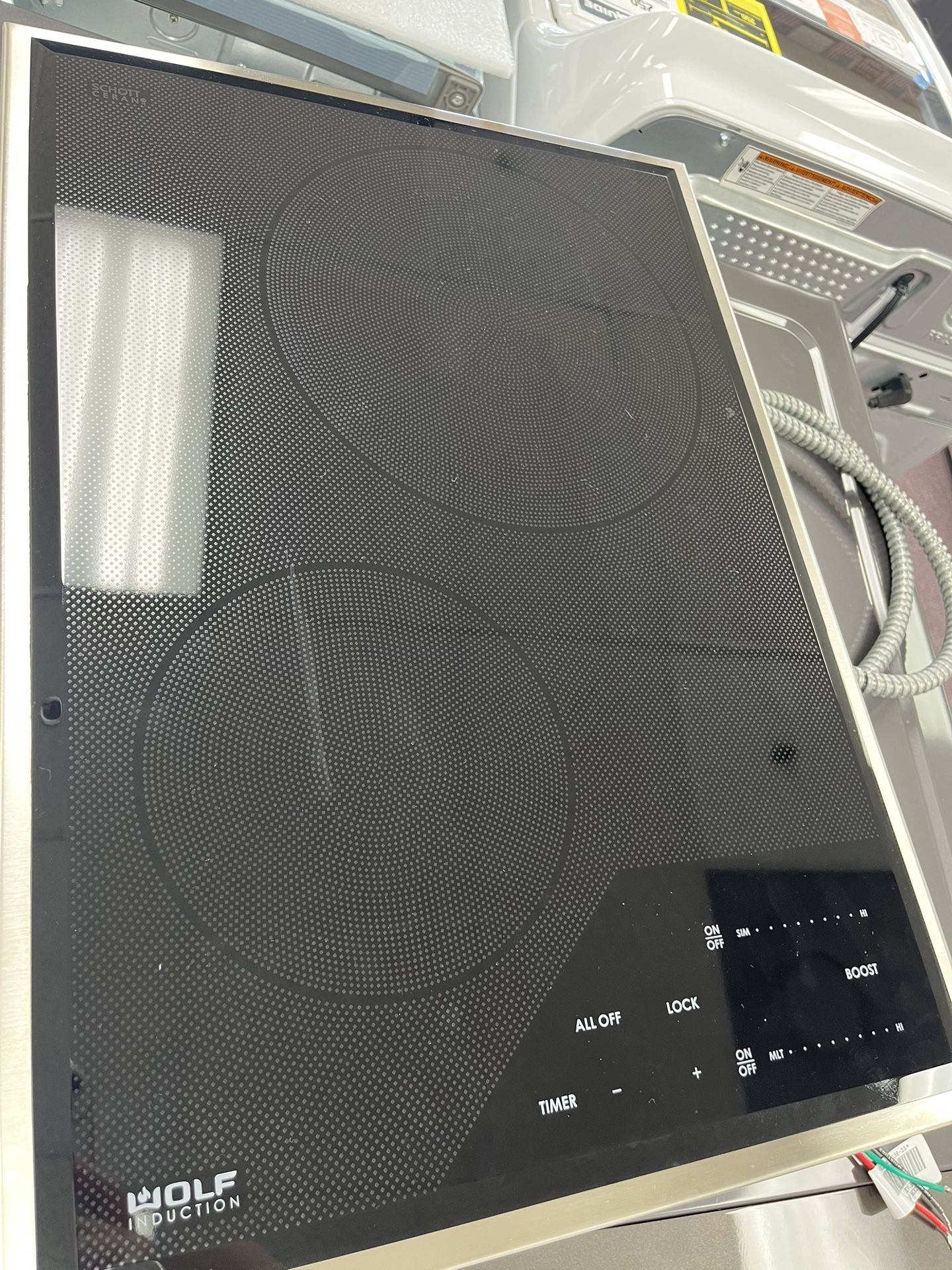 Induction Cooktop WOLF Brand New, 15’wide