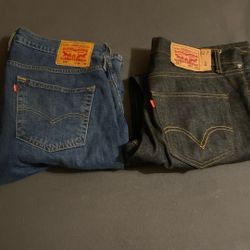 2 pairs of levis