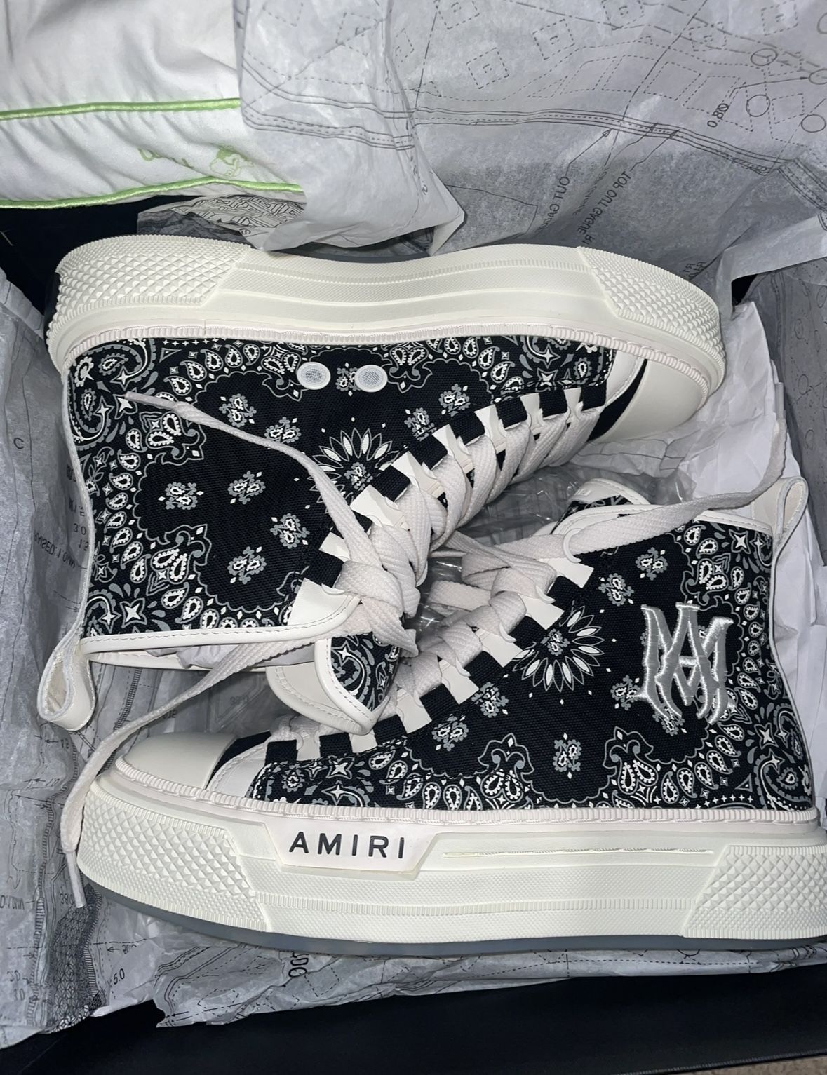 Amiri Sneakers size 40 US 10 Men’s 8