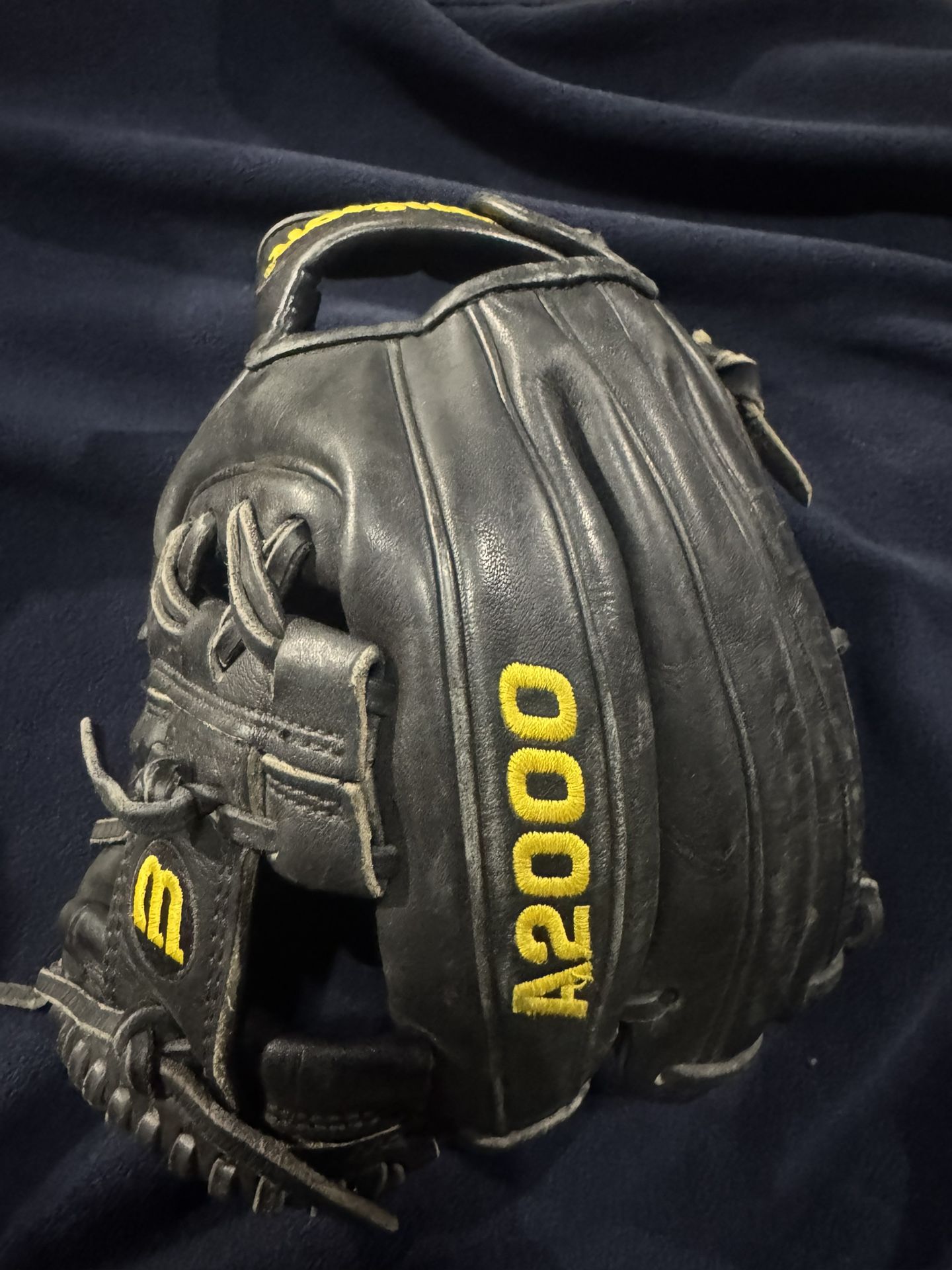 Wilson A2000 DP15 Baseball Glove 11.5” Black (Like new)