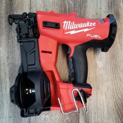 Milwaukee 2909-20 M18 FUEL 18V Cordless Li-Ion Coil Roofing Nailer - Bare Tool (BRAND NEW)