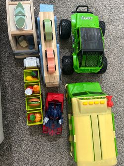 Toy vehicles