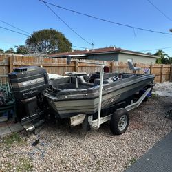 1985 Charger 18.5 Foot Boat