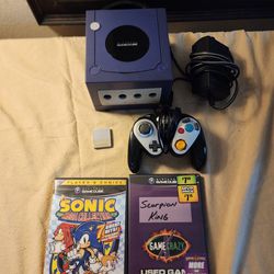 Nintendo Gamecube w/ 2 Games, 1 Controller, Power Cord And Memory Card