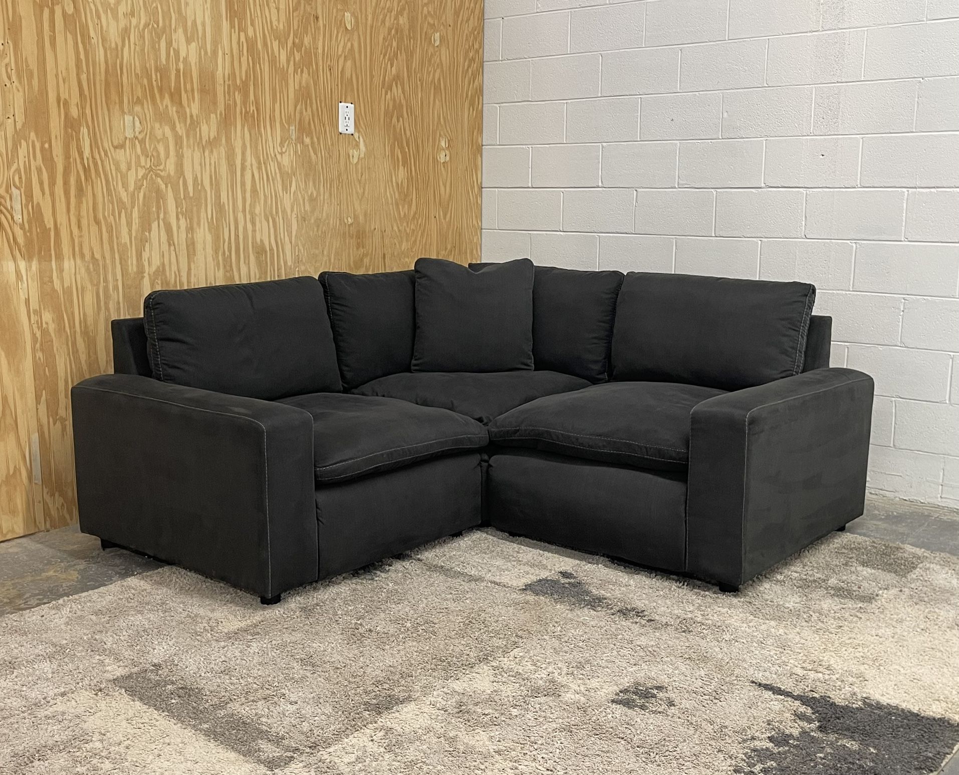 Ashley Cloud 3 Piece Modular Sectional