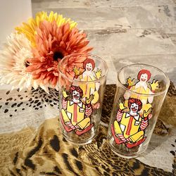 McDonalds Ronald McDonald collectible drinking glasses 2 count