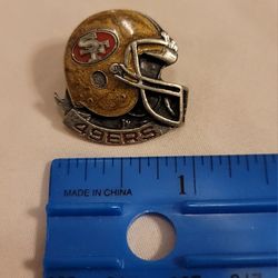 49ers Vintage Helmet Pin