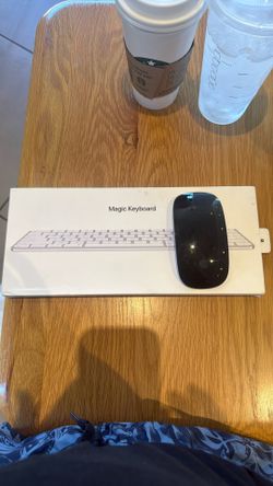 Magic Keyboard 100/100 Sealed Black Mouse Like New
