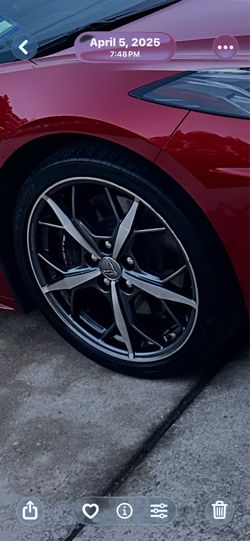 Corvette C8 wheels w/ new tires