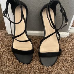 Nine west women’s sandals 8.5  black almost new 
