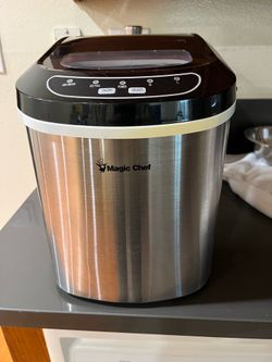 Ice maker