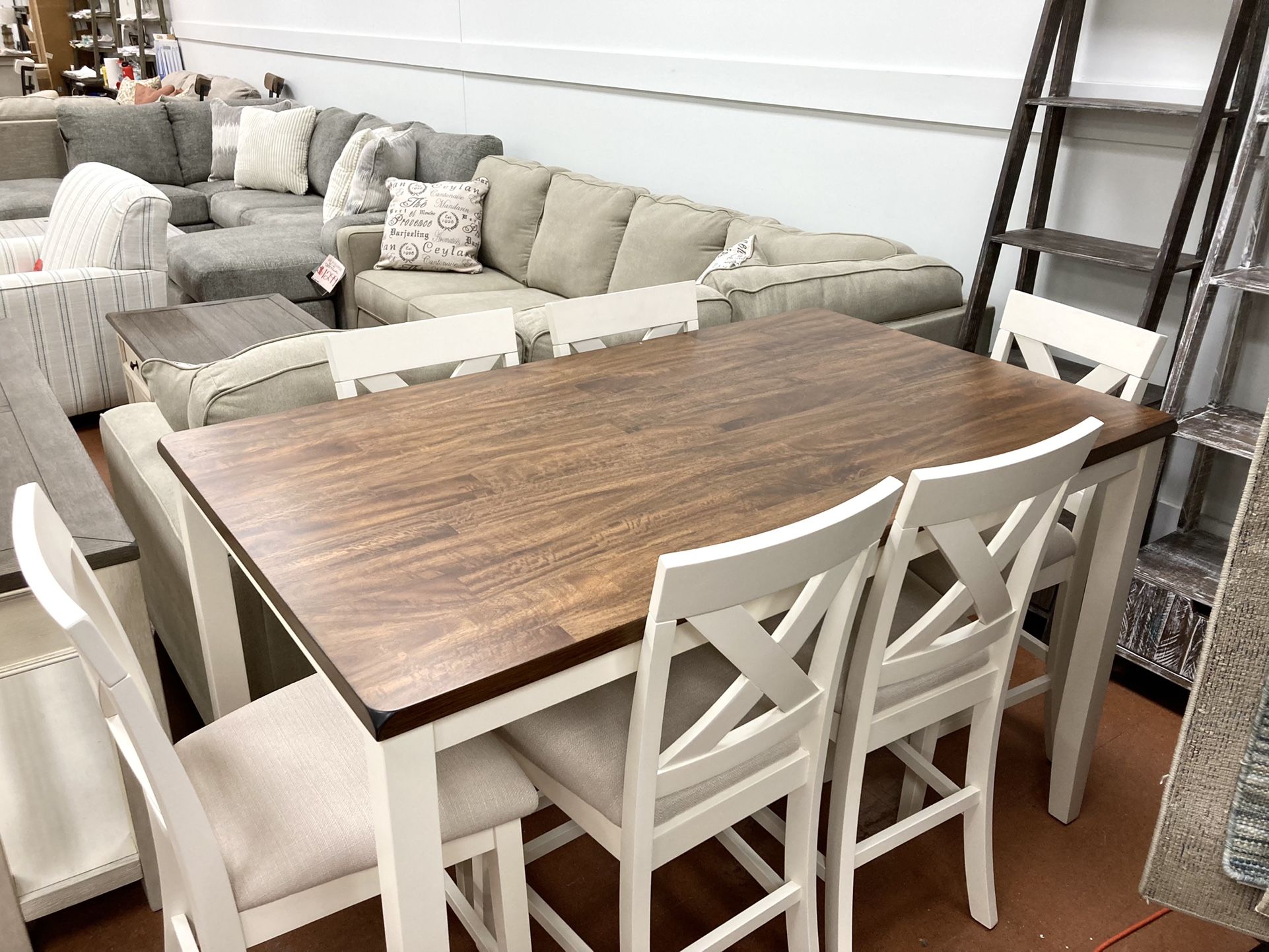 New Table & 6 Stools 🔥🔥 AVAILABLE NOW