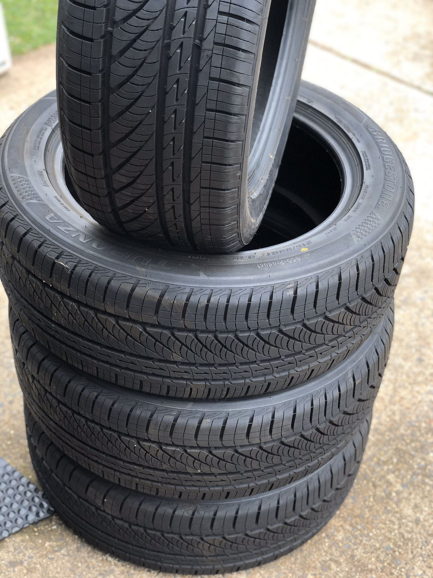 215/55R17 set of 4 tires