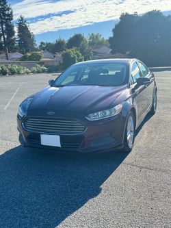 Ford Fusion Sedan