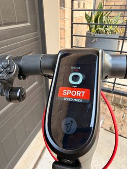 Like-New Segway Max G3 Electric Scooter