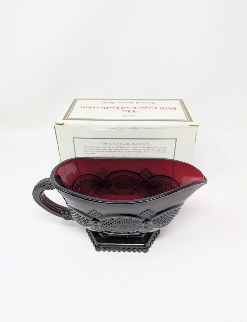 Vintage Avon 1876 Cap Cod Collection Footed Sauce Boat