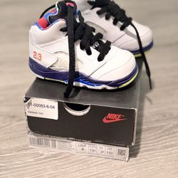 Toddler Size 4 Shoes