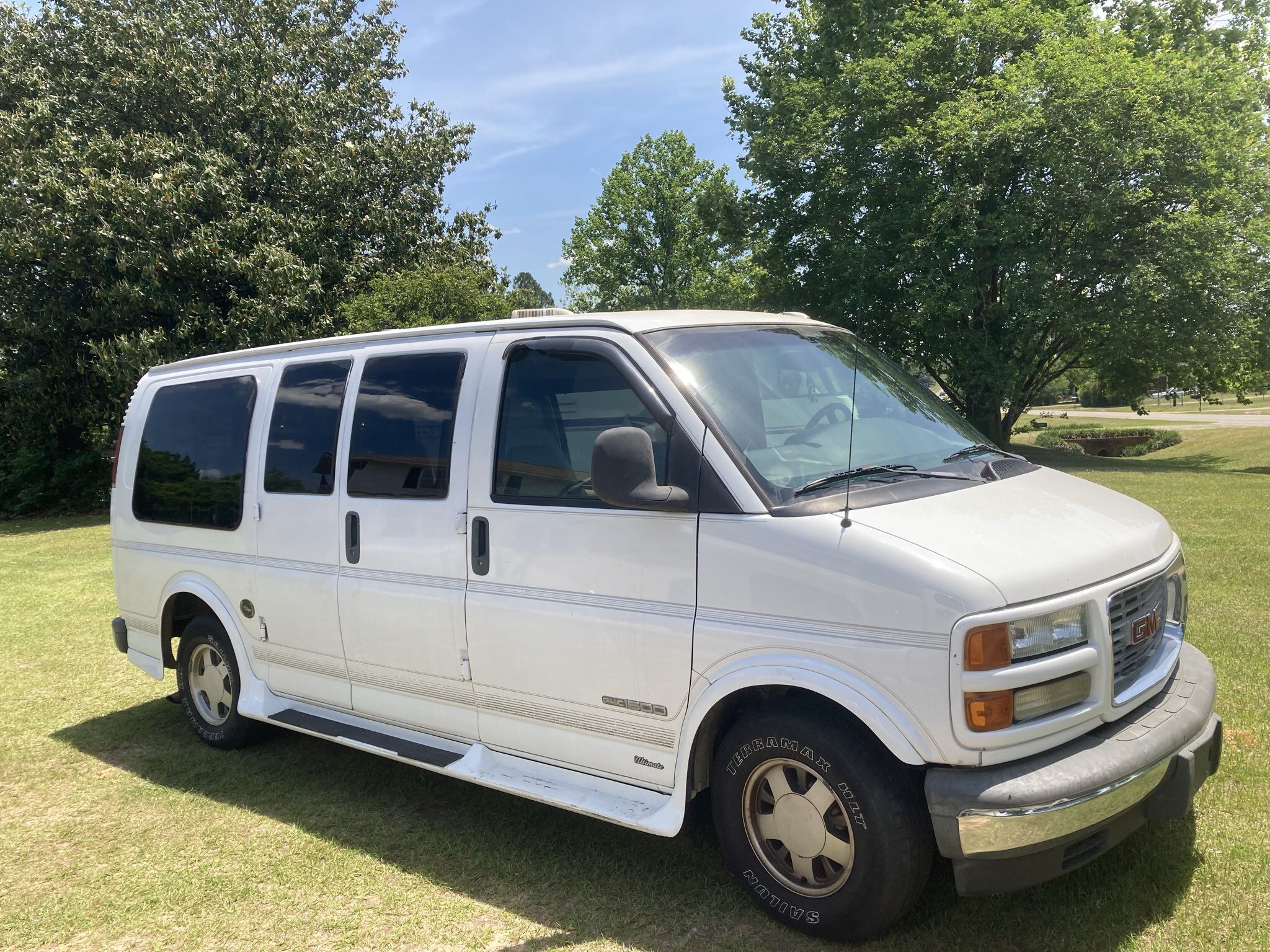 2002 GMC Savana