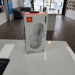 Jbl Flip 7 Portable Waterproof And Drop Proof Speaker Brand New White