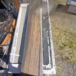 80 qs/ft 36in X 6in Porcelain Tile