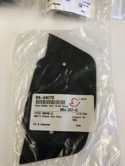 Hood emblem pad 61-66 pickup